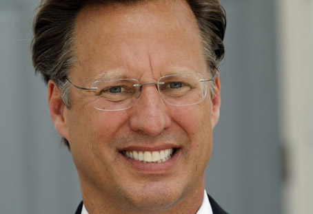 David Brat Seems Pretty Okay for a Tea Bagger, Move away from the image slowly, no sudden moves.<br />Try to ease your finger toward minimize.” /></td>
</tr>
<tr>
<td id=