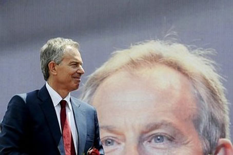 Mongo Tony Blair Grabs and Devours his Creator to the Horror of a Large UK Crowd