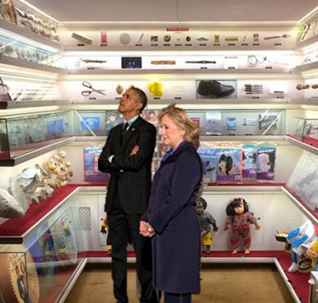 Obama Visits World's Smallest Museum, Next stop, Alliance Nebraska for Carhenge